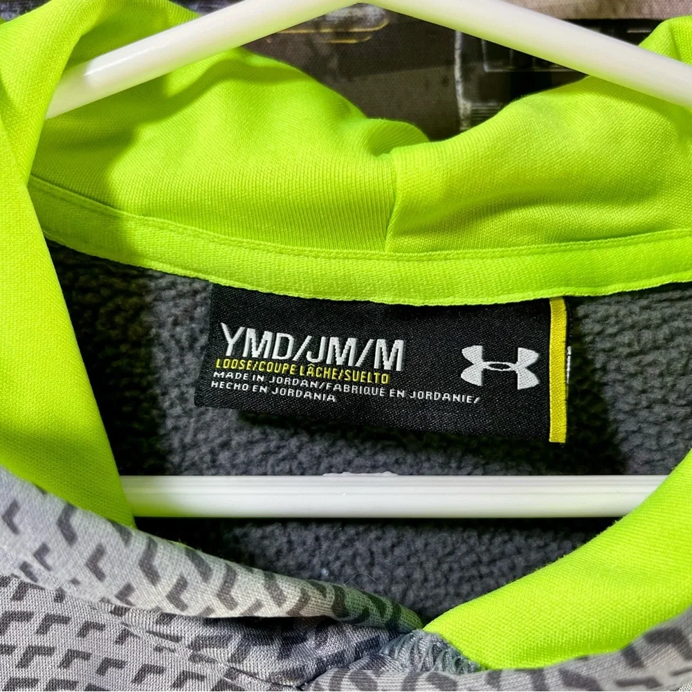 Under Armour Cold Gear Hoodie Long Sleeve - Youth Size Medium